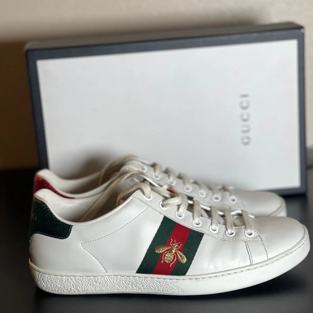 Women’s Gucci Ace Sneaker with Bee - Picture 1 of 5